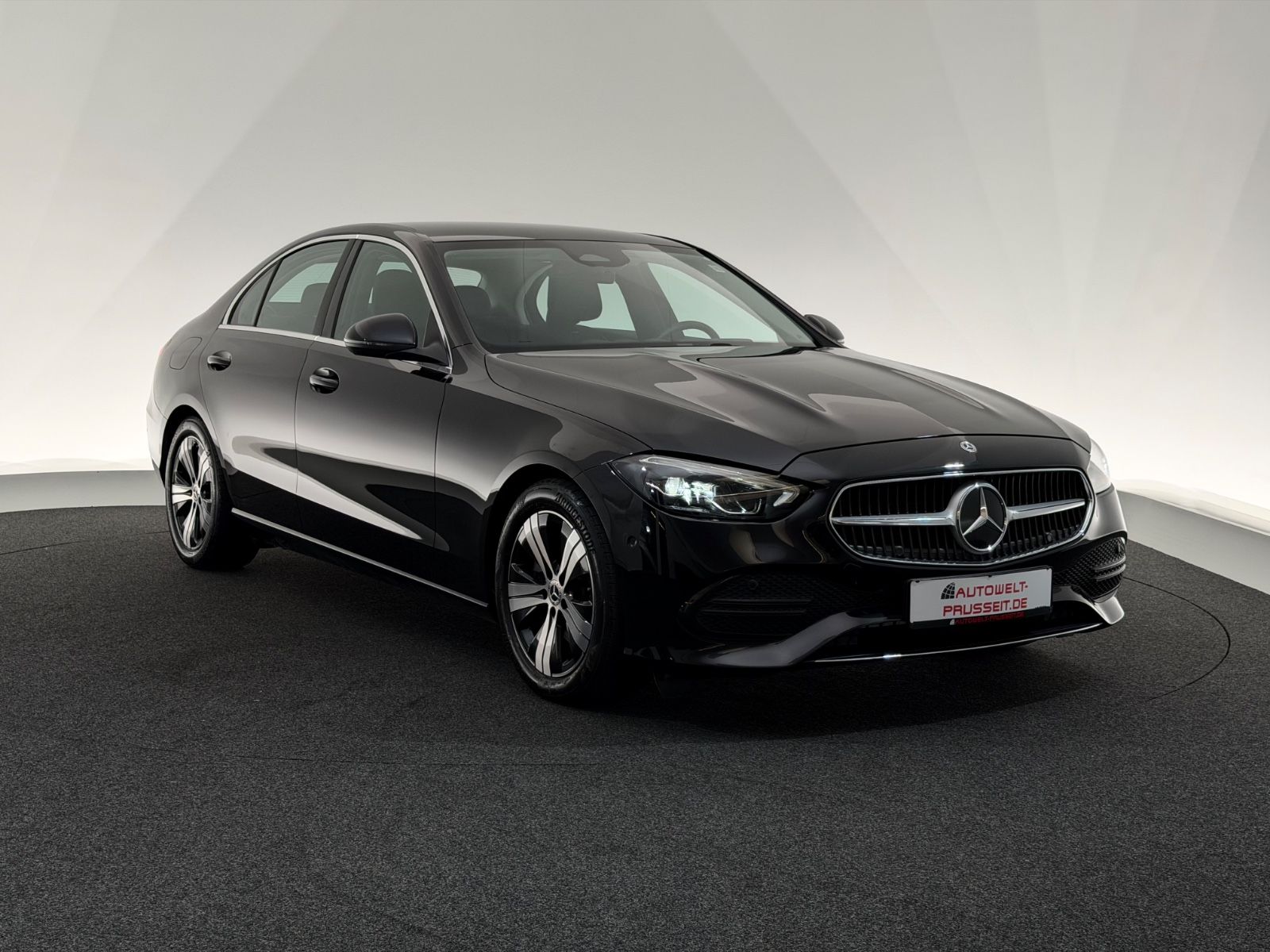 Gebrauchtwagen Mercedes-Benz C C 200d *AVANTGARDE*LED-R.KAM-SPUR-TEMPO-SHZ-PDC in Horb am Neckar