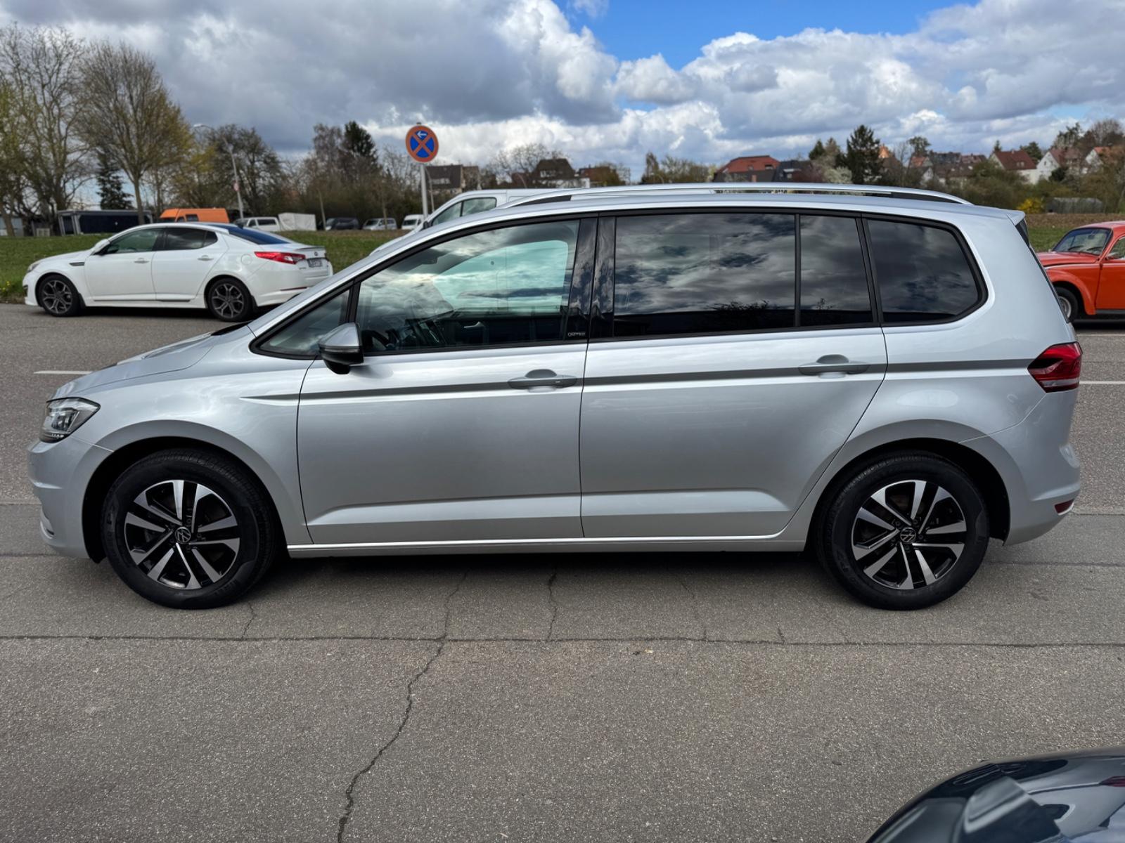 Volkswagen Touran 2.0 TDI United Navi Kamera LED ACC 7Si 1.