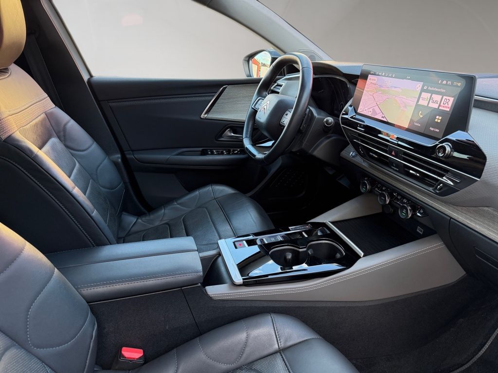 Fahrzeugabbildung Citroën C5 X PureTech 180 Start&Stop EAT8 SHINE PACK