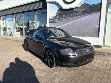 Fahrzeugabbildung Audi TT Roadster 1.8 T Xenon Leder SHZ Klimaaut. uvm.