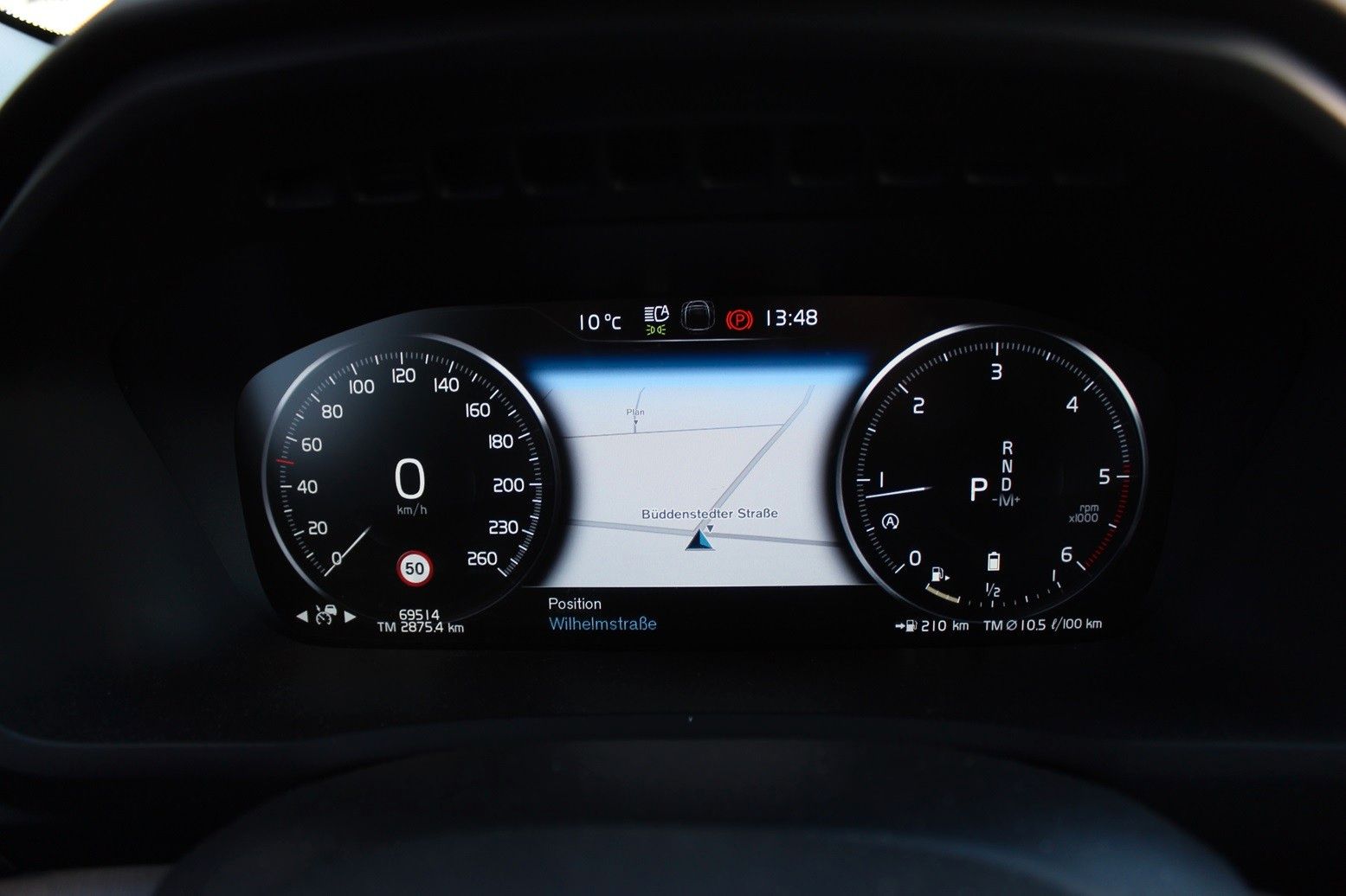 Fahrzeugabbildung Volvo XC90 Momentum Pro  AWD/4xSHZ/LHZ/PANO/LEDER/HUD