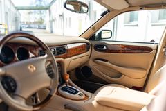 Fahrzeugabbildung Jaguar Daimler 4.0 Super V8 *LWB / Sherwood / MwSt.*