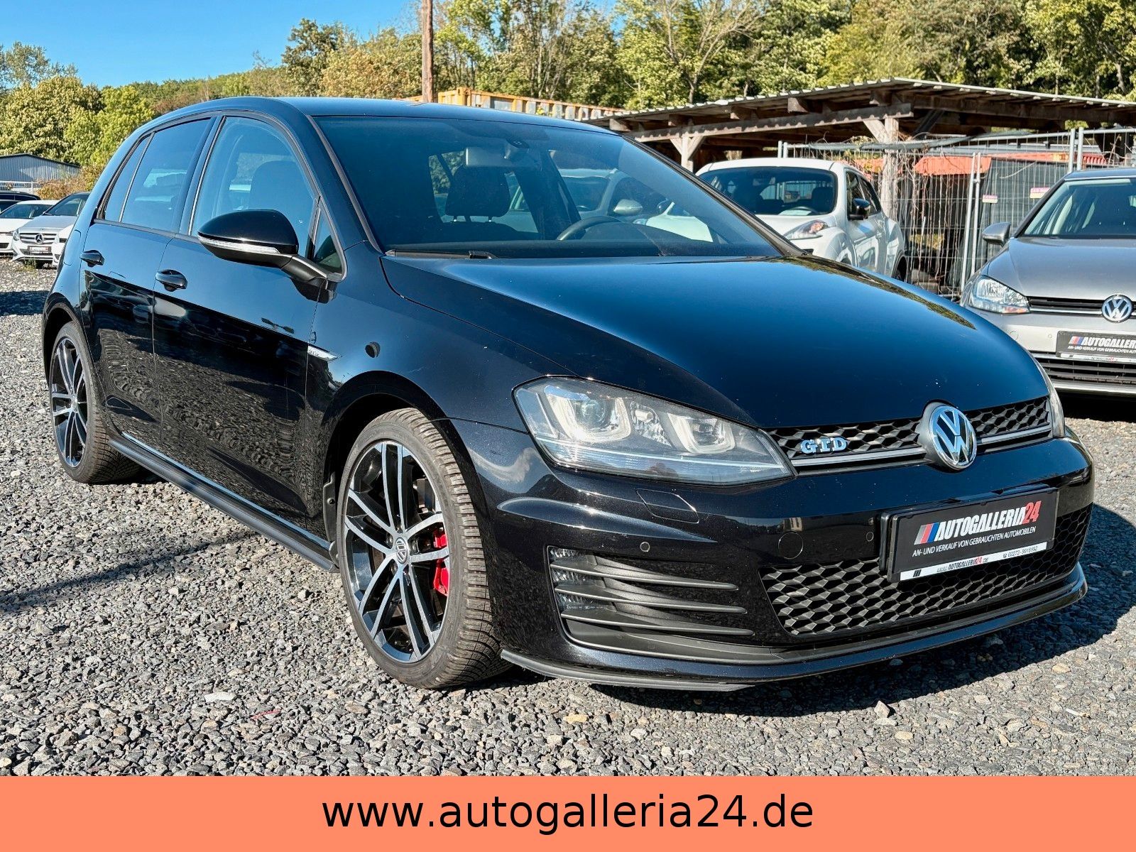 Fahrzeugabbildung Volkswagen Golf VII DSG GTD SPORT Navi Xenon 1.HAND AHK PDC