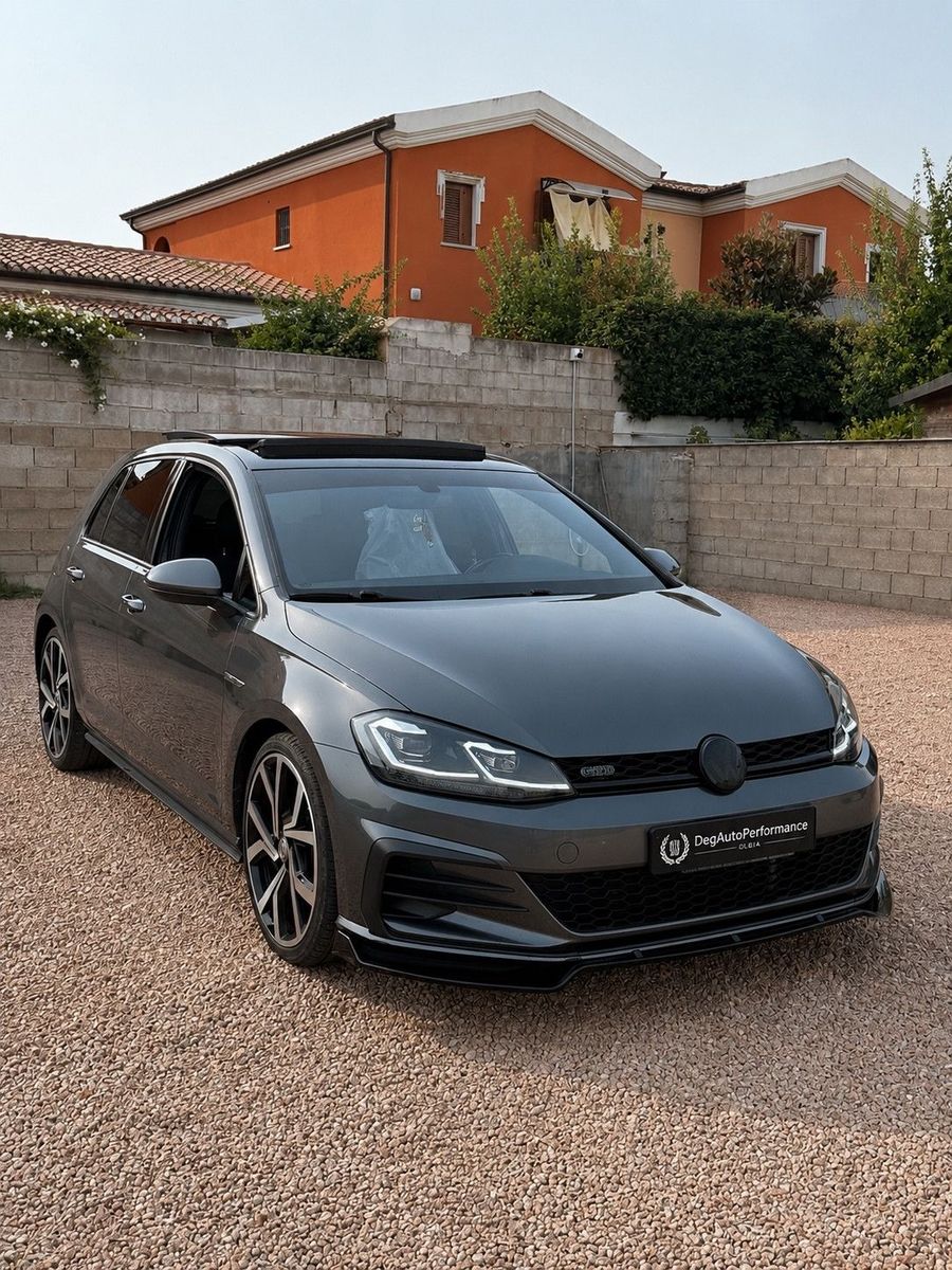 Volkswagen Golf 2.0 TDI DSG 5p. Executive BlueMo imagem 3