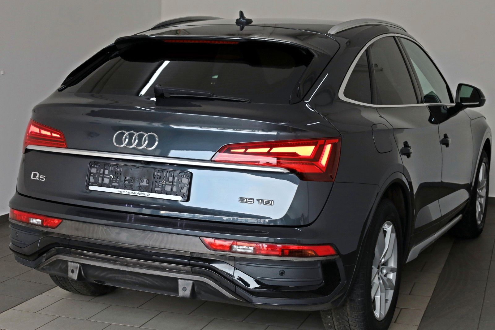 Fahrzeugabbildung Audi Q5 Sportback 35 TDI advanced Leder,Navi,Matrix-L