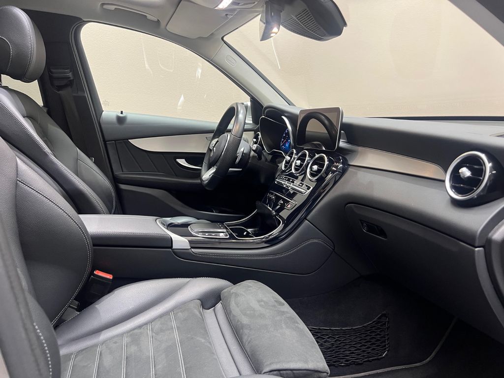 Mercedes-Benz GLC 300 GLC300 de 4M *PANO*BURMESTER*DAB*AMG INTERIEUR*