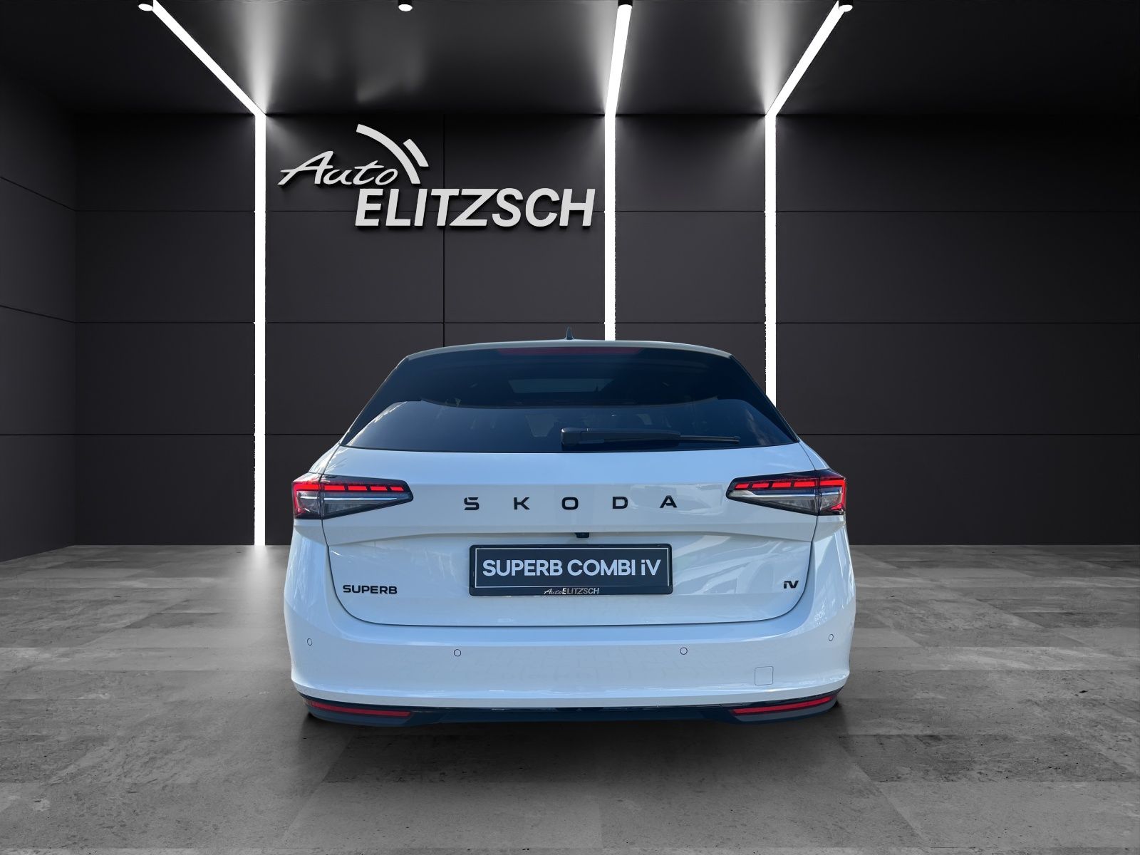 Fahrzeugabbildung SKODA Superb Combi 1.5 TSI iV Sportline DSG AHZV PANO