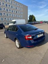 Skoda Octavia 2.0 TDI SCR DSG Style (StHZ) - Skoda Octavia mit Diesel-Antrieb: Partikelfilter, Limousine