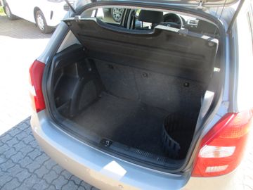 Skoda Fabia Ambiente Klimaanlage + PDC