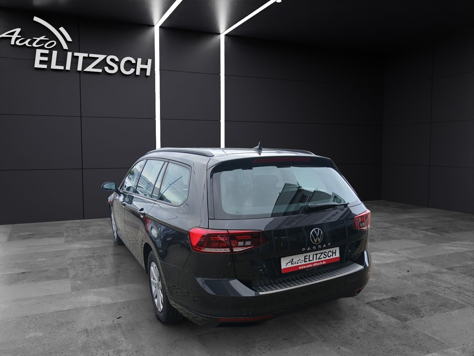 Fahrzeugabbildung Volkswagen Passat Variant TDI LED AHK Navi ACC RFK SH
