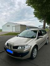 Renault Megane Benzin Automatik - Renault Megane aus 2006: Kombi