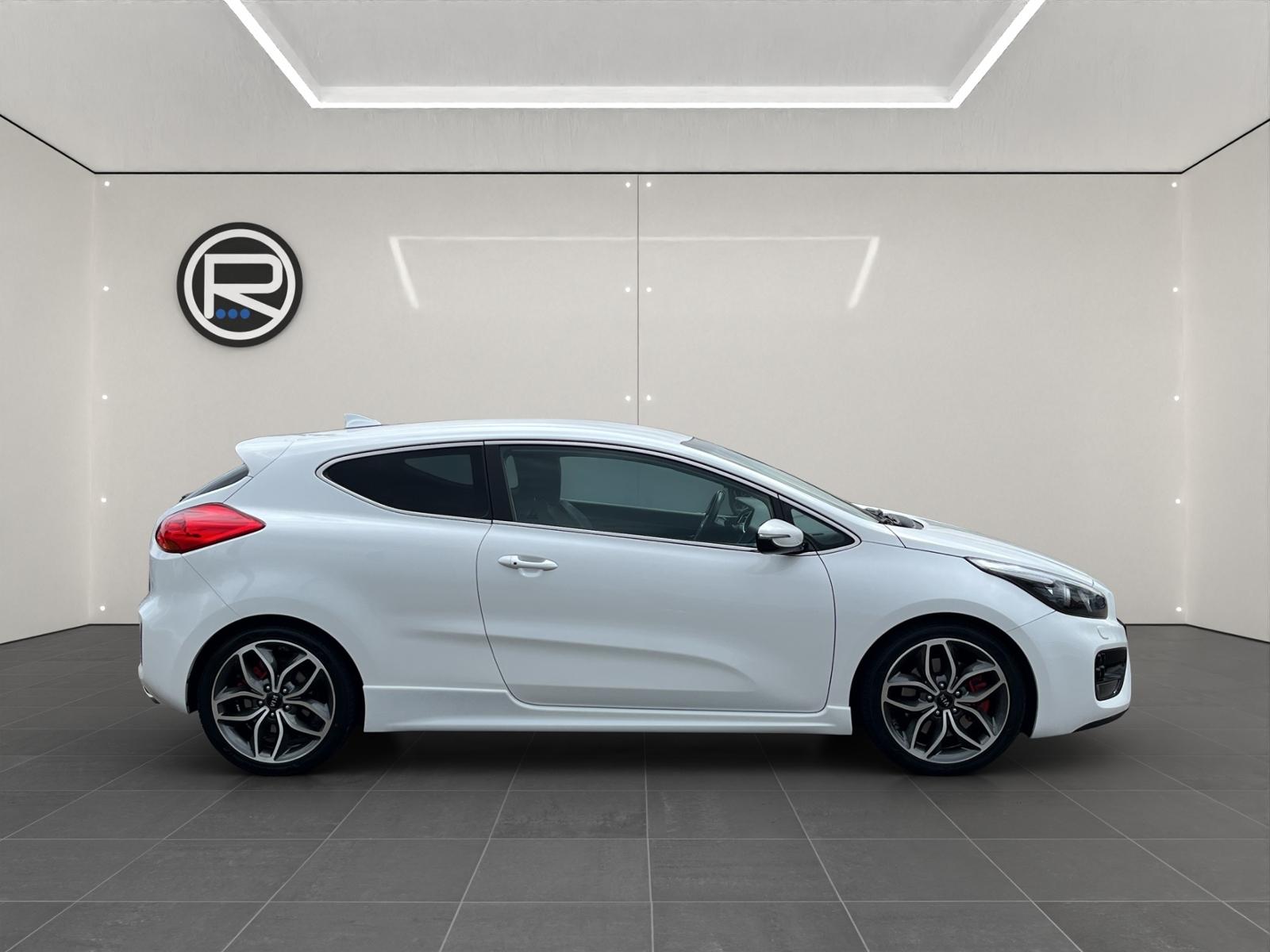 Kia pro cee'd 1.6 T-GDi GT-Track *KAMER SHZ*