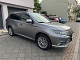 Mitsubishi Outlander 2.4 PHEV PLUG-IN HYBRID 4WD "TOP"  AS - Mitsubishi Outlander in Leipzig