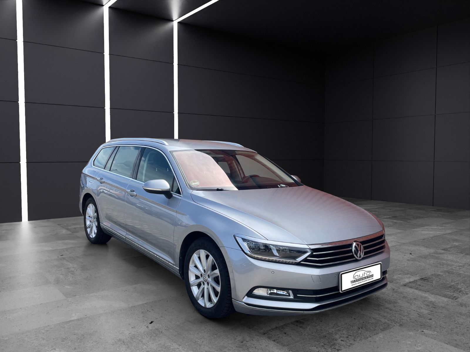 Fahrzeugabbildung Volkswagen Passat Variant Highline/1.Hand/Navi/Kamera/Shz