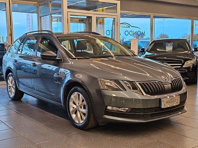 Skoda Octavia Sw 1.6 Tdi 115cv DSG Executive