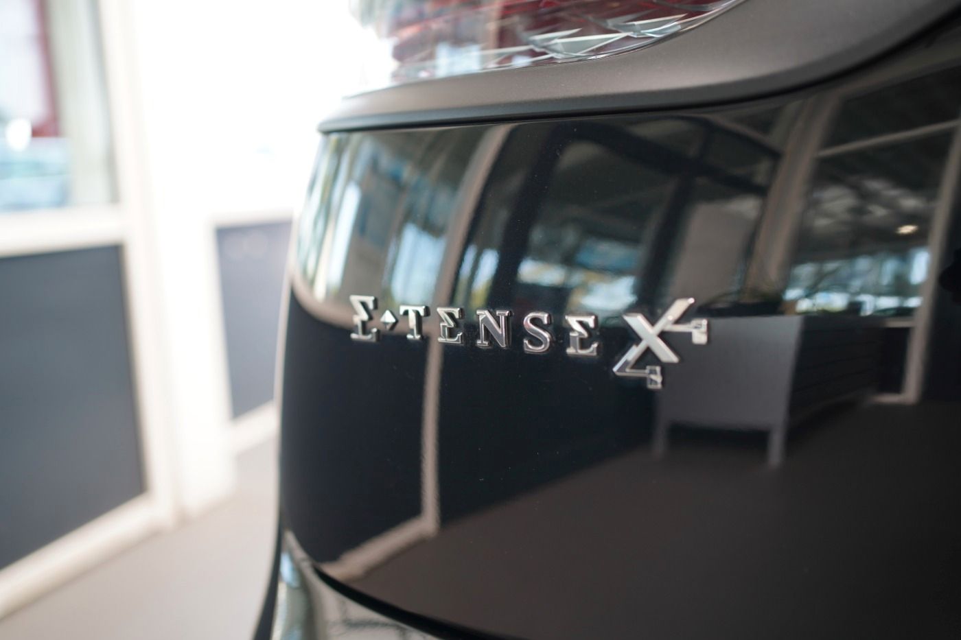 Fahrzeugabbildung DS Automobiles DS7 Crossback E-Tense 4x4 300 Anhängerkupplung