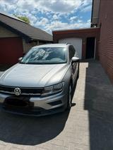 Volkswagen Vw Tiguan Kombilimousine - Volkswagen Tiguan mit Benzin-Antrieb: Kombi