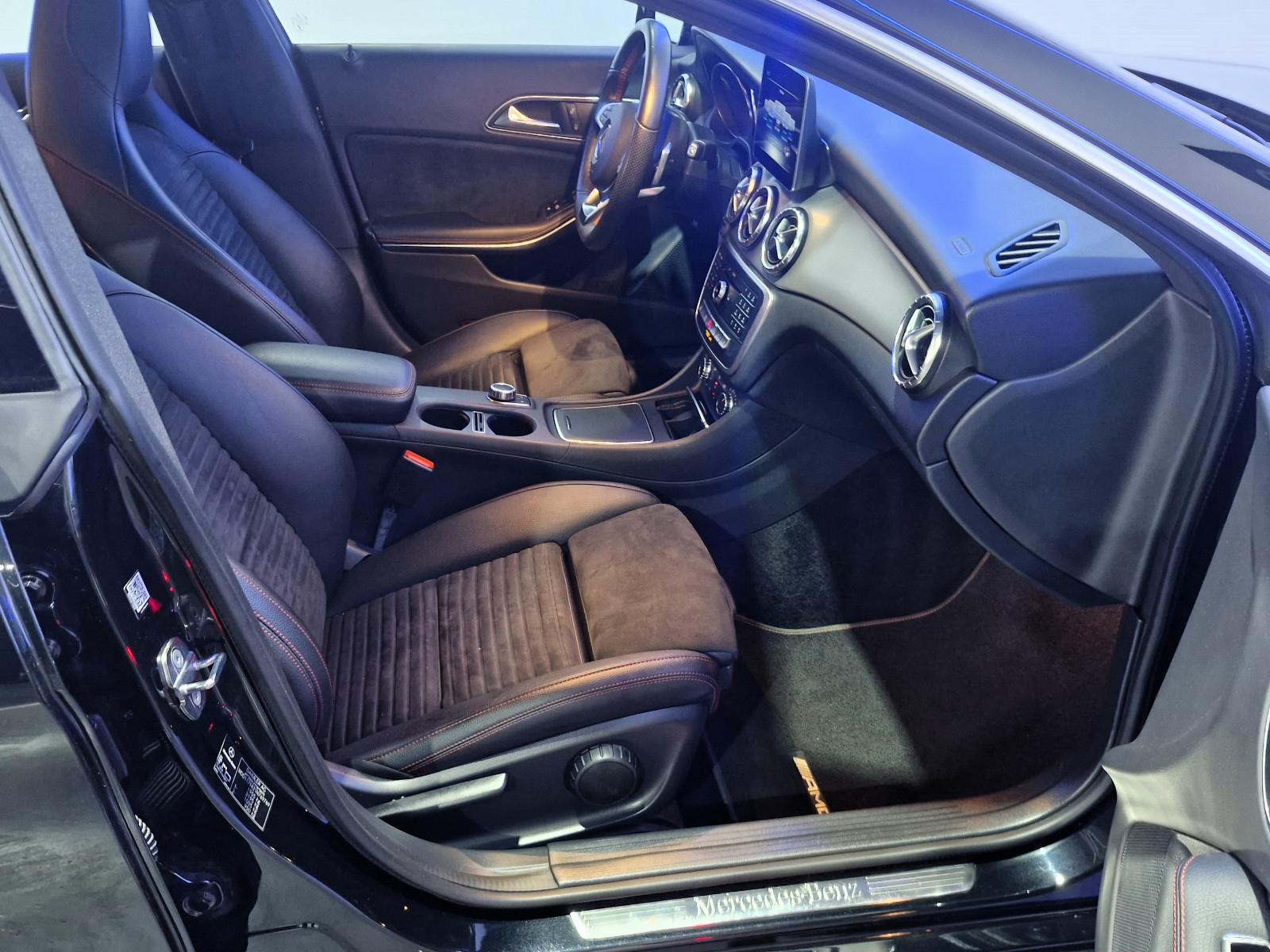 Mercedes-Benz CLA 180 SHOOTING BRAKE  AMG  LED/LEDER/18ZOLL/