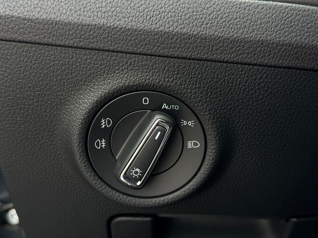 Superb Combi 2.0 TDI Style *NAVI*ACC*KAMERA*
