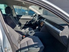 Fahrzeugabbildung Volkswagen Passat Variant 2.0 TDI DSG Business AHK KAMERA