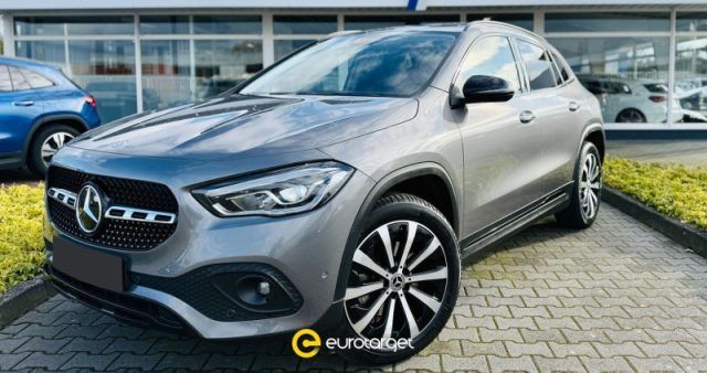 Mercedes-Benz MERCEDES-BENZ GLA 200 d Automatic Sport