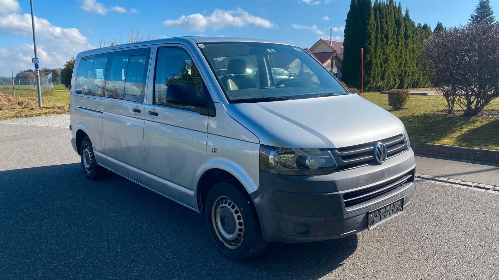 Volkswagen T5 Transporter  lang 4Motion*9 Sitzer*Ahk*Tüv Ne