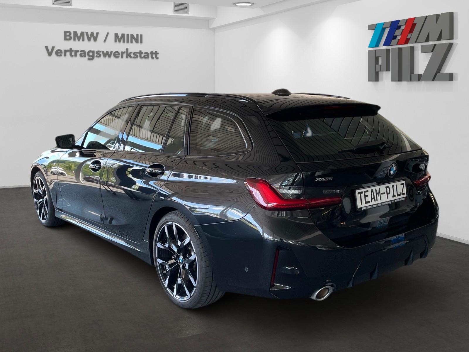 BMW 320xd M-Sport "BLACKLINE" + "19" Pano ACC AHK