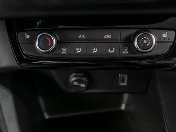 Opel Corsa F 1.2 Edition Spurhalteassistent Sitzhzg.