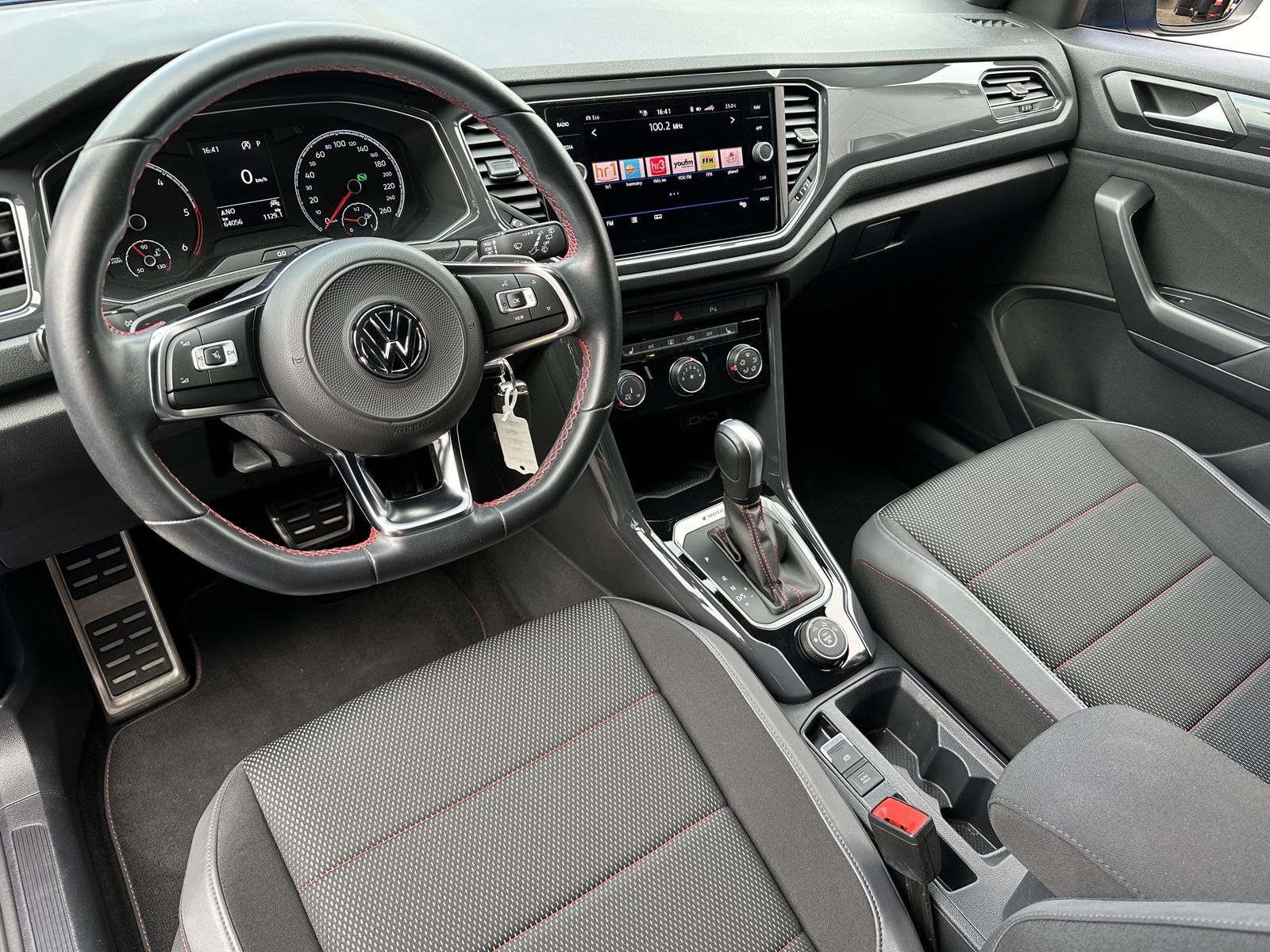 Fahrzeugabbildung Volkswagen T-Roc 2.0 TDI 4M DSG Sport NAV+LED+KAMERA+1HD+PP