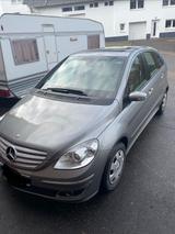Mercedes-Benz B 170 Winterfahrzeug mit reichlich TUV - Mercedes-Benz B 170 mit Panoramadach