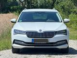 Skoda Superb 2.0 TDI Combi, 8-fach, AHK
