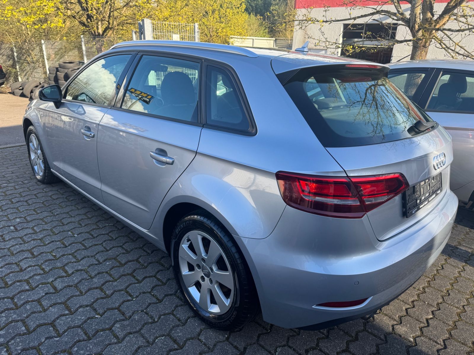 Fahrzeugabbildung Audi A3 Sportback Navi+Xenon+Sitzheizung