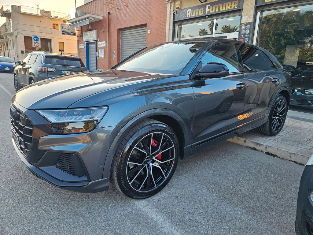 Image of Audi Q8