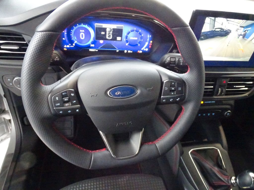 Ford Focus Turnier 1.0 EcoBoost ST-Line X *Park*Pano*