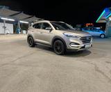 Hyundai Tucson Diesel, 2.0 CRDi 4x4 - Hyundai TUCSON: Hyunda