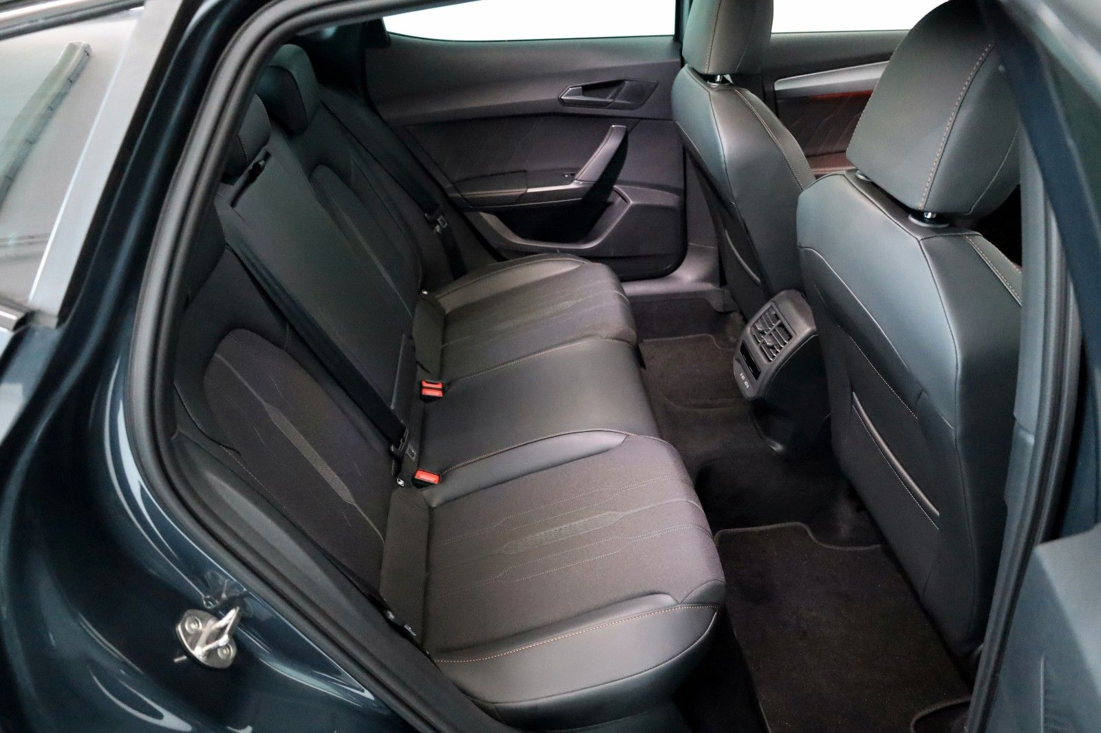 Fahrzeugabbildung CUPRA Formentor 4Drive,T,Leder,Navi,360Kamera,ACC+WR