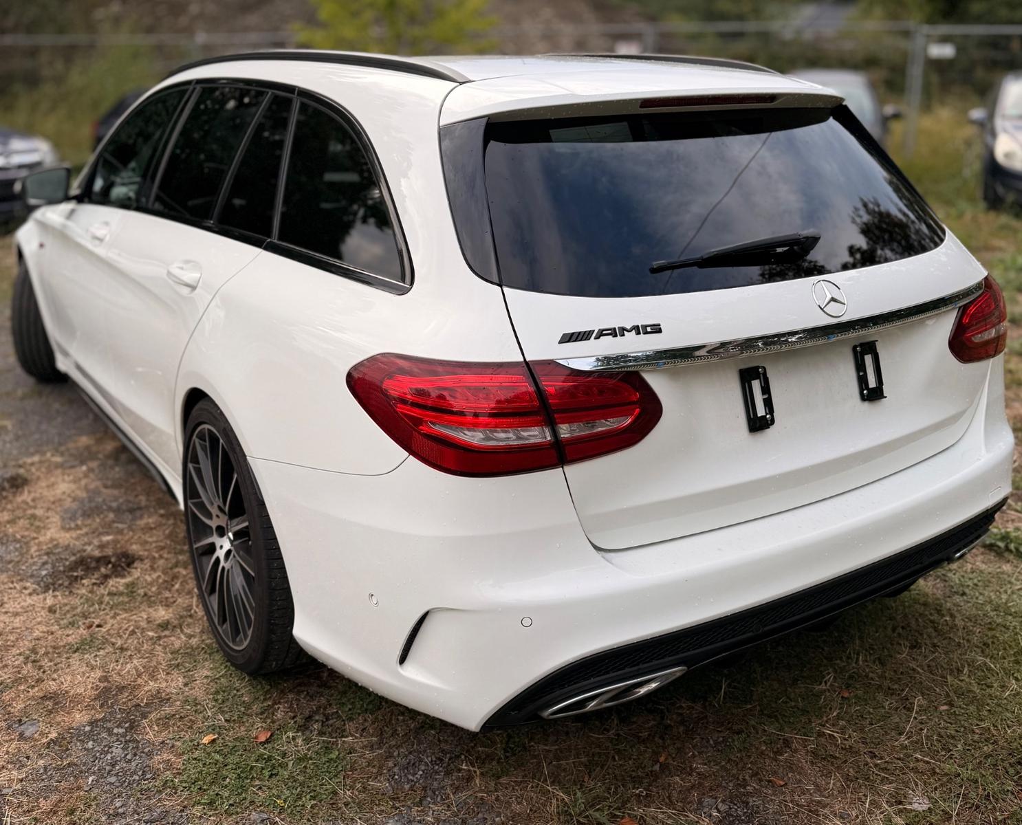Mercedes-Benz C 400 T-Modell 4Matic *AMG-LINE*PANO*LED*