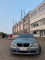 BMW E90 320d - BMW 320 aus 2007: 320d