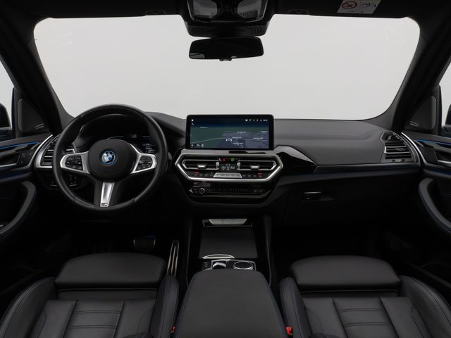 Foto Nummer 39: BMW iX3