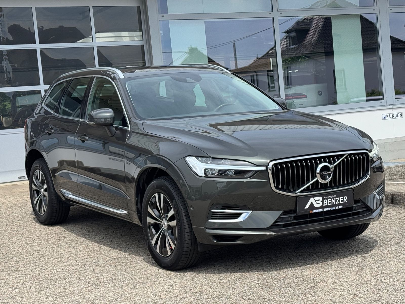 Fahrzeugabbildung Volvo XC60 Inscription Recharge/360°Cam/AHK/PANO/Navi/