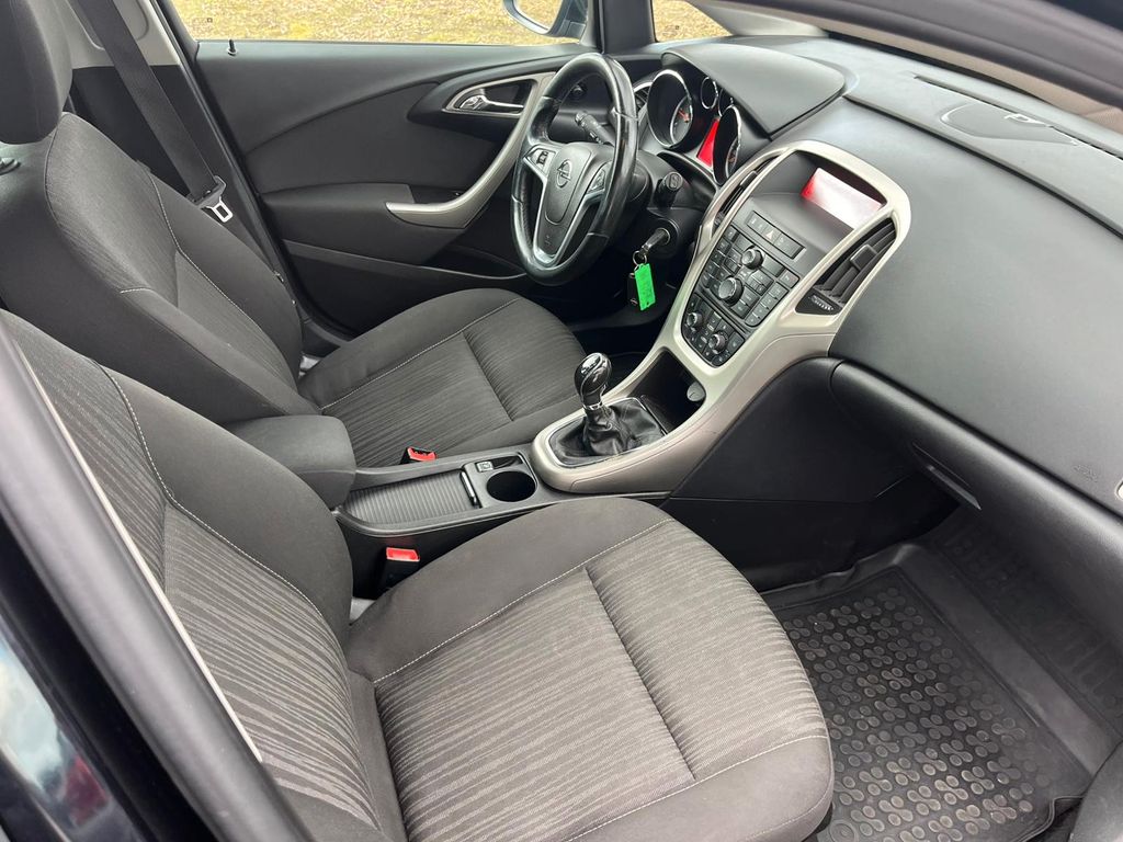 OPEL Astra Sports Tourer 1.7 CDTI Edition 92kW - Bild 8