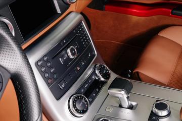 صورة مصغرة 16 لـ 2010 Mercedes-BENZ SLS AMG