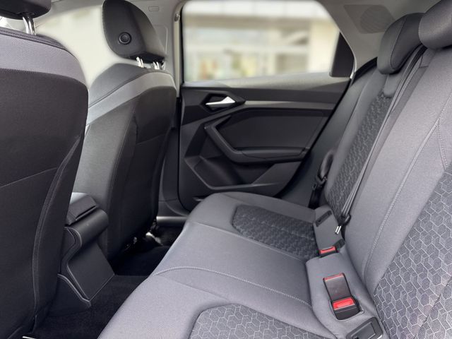 A1 Sportback 35 TFSI S LINE NAVI+LED+VCP+PDC+SMA