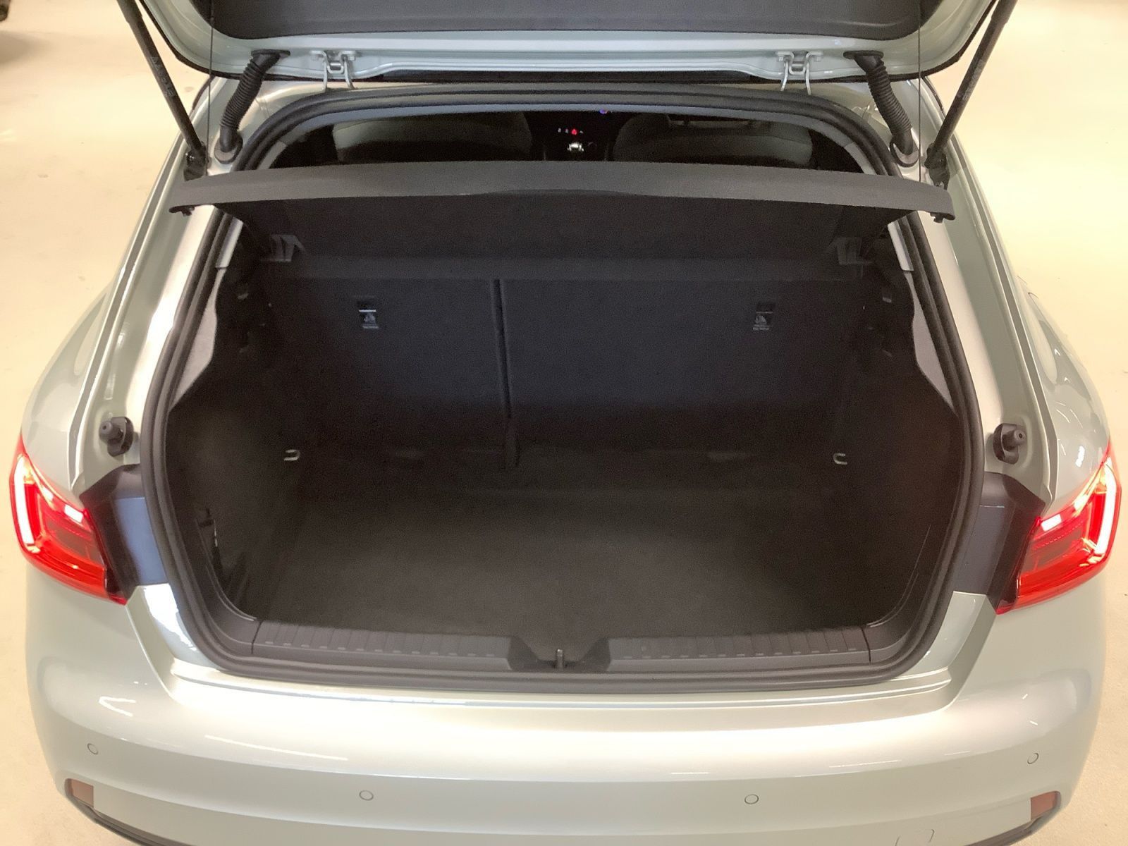 A1 Sportback advanced 25 TFSI,Navi Plus,PDC Plus