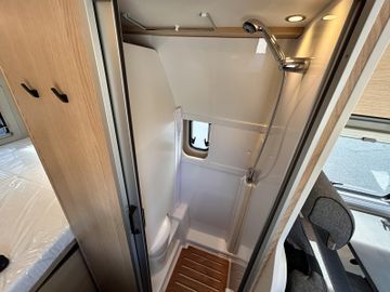 Sunlight Cliff X 600 RT  Dieselhzg. AWT beheizt LED