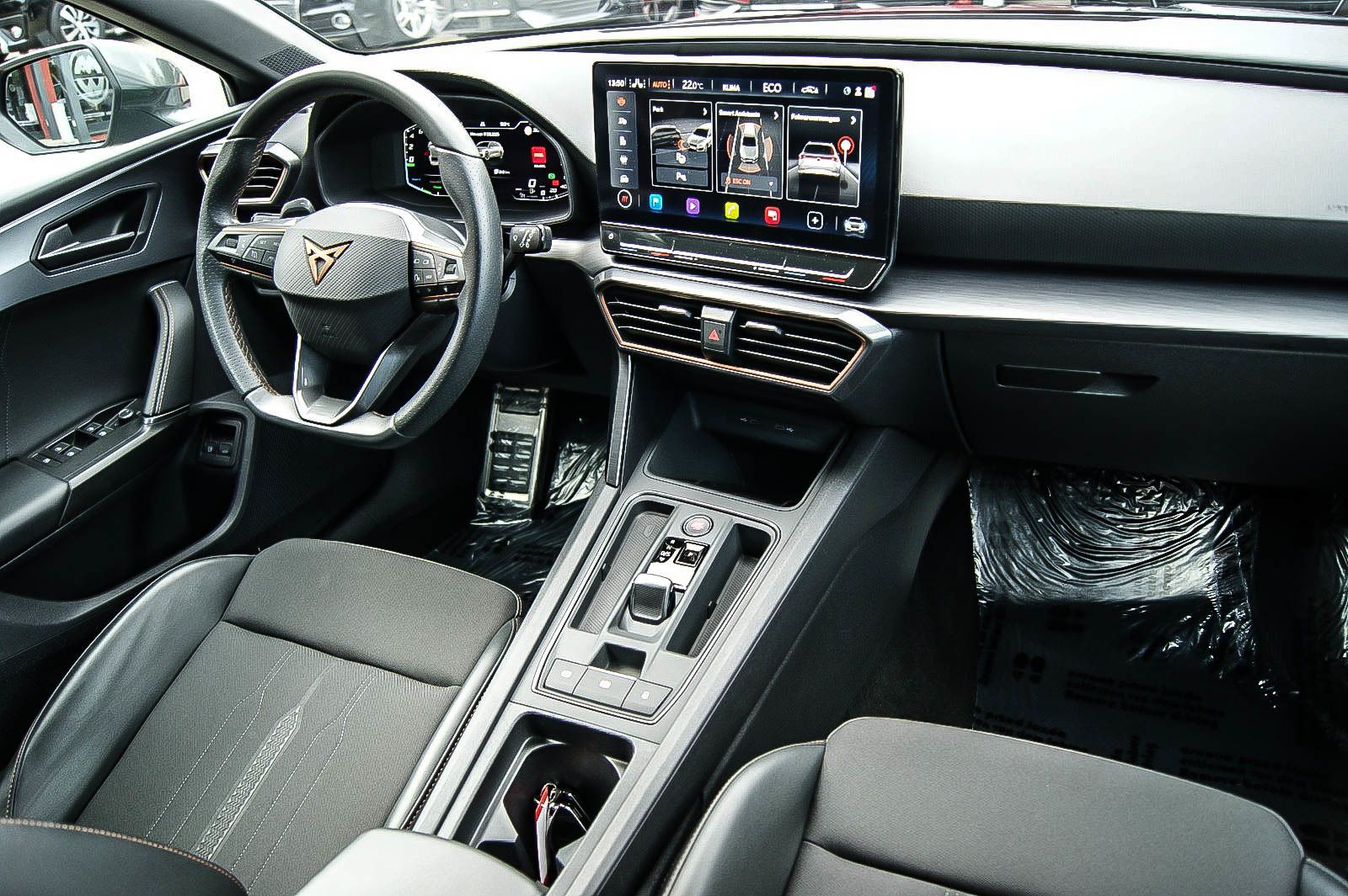 Fahrzeugabbildung CUPRA Leon Sportstourer e-HYBRID VIRTUAL ACC XL 1HAND