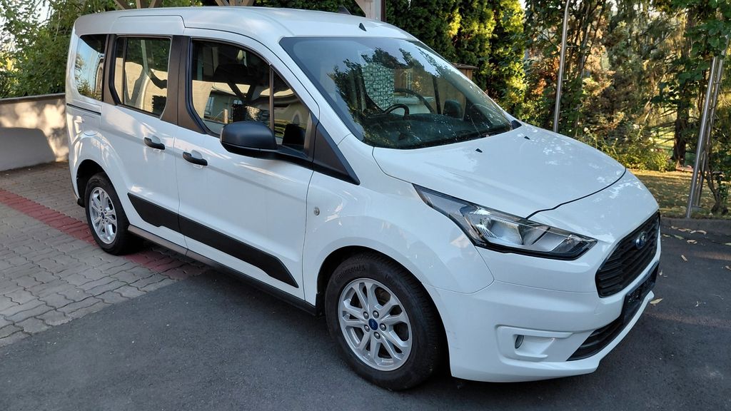 Image of Ford Tourneo Connect