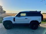 Land Rover Defender 3.0 P400 MHEV X 90 X - Land Rover Defender: Automatik