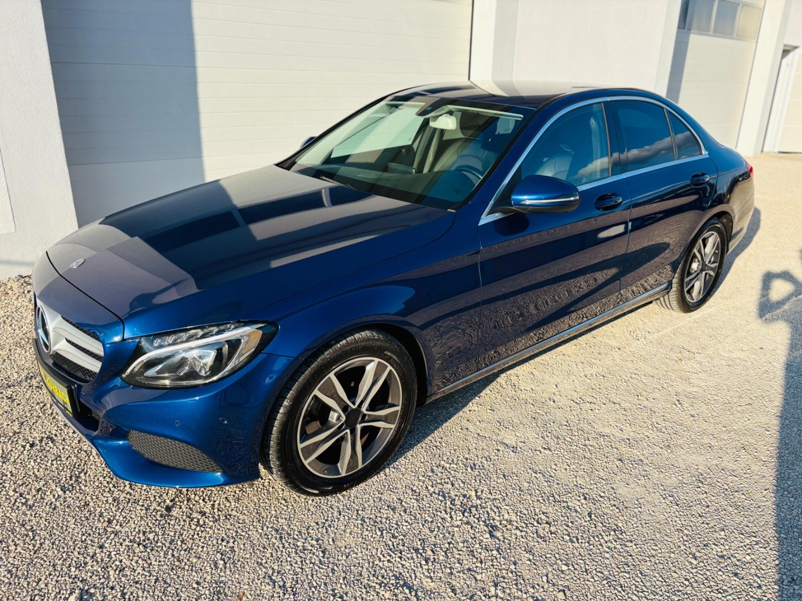 Mercedes-Benz Limousine C220d*NAVI*PDC*TOTWINKEL*LED*AVANTGARD