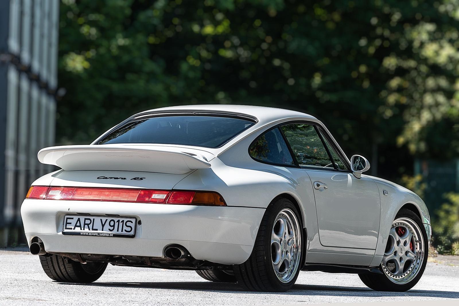 Porsche 993 Carrera 2 RS
